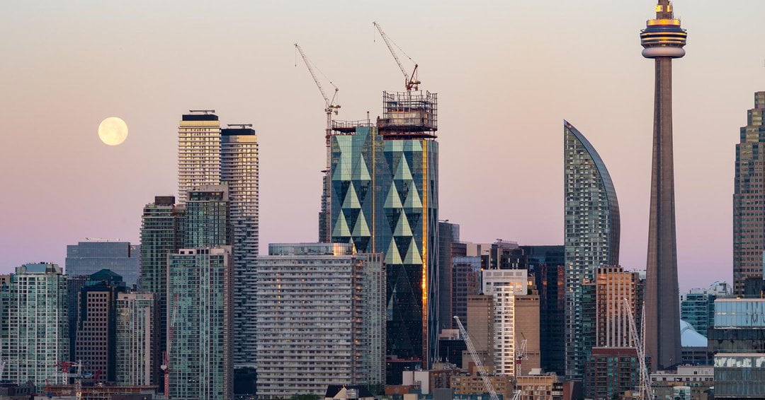 toronto-skyline-1.jpg__1080x566_q85_crop_subsampling-2_upscale