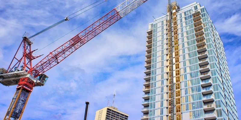 toronto-construction-crane.jpeg__1080x566_q85_crop_subsampling-2_upscale